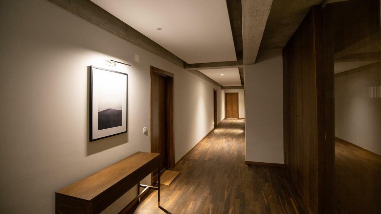 Central Comfort Suites Брашов Экстерьер фото