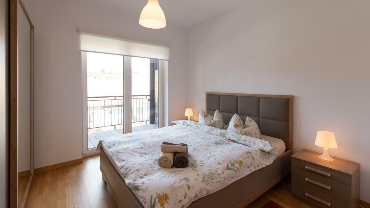 Central Comfort Suites Брашов Экстерьер фото